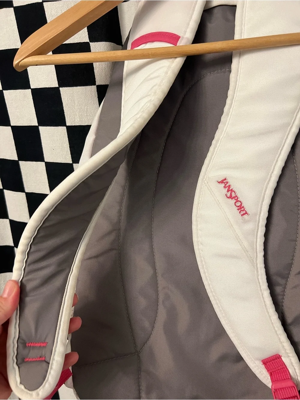 Jansport white pink